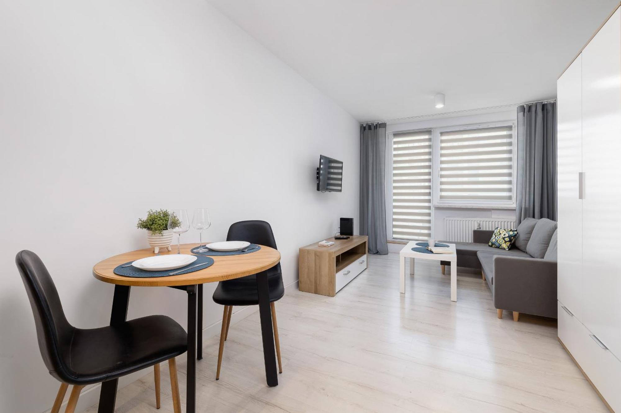 Apartment Ziolowa Studio Near Lavender Garden By Renters
