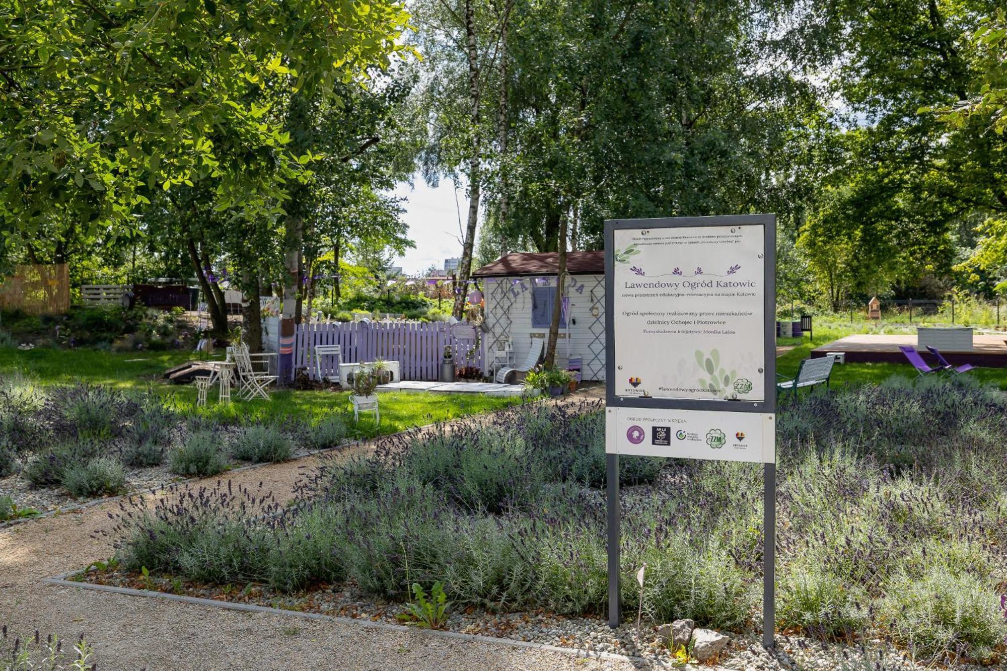 Apartment Ziolowa Studio Near Lavender Garden By Renters *